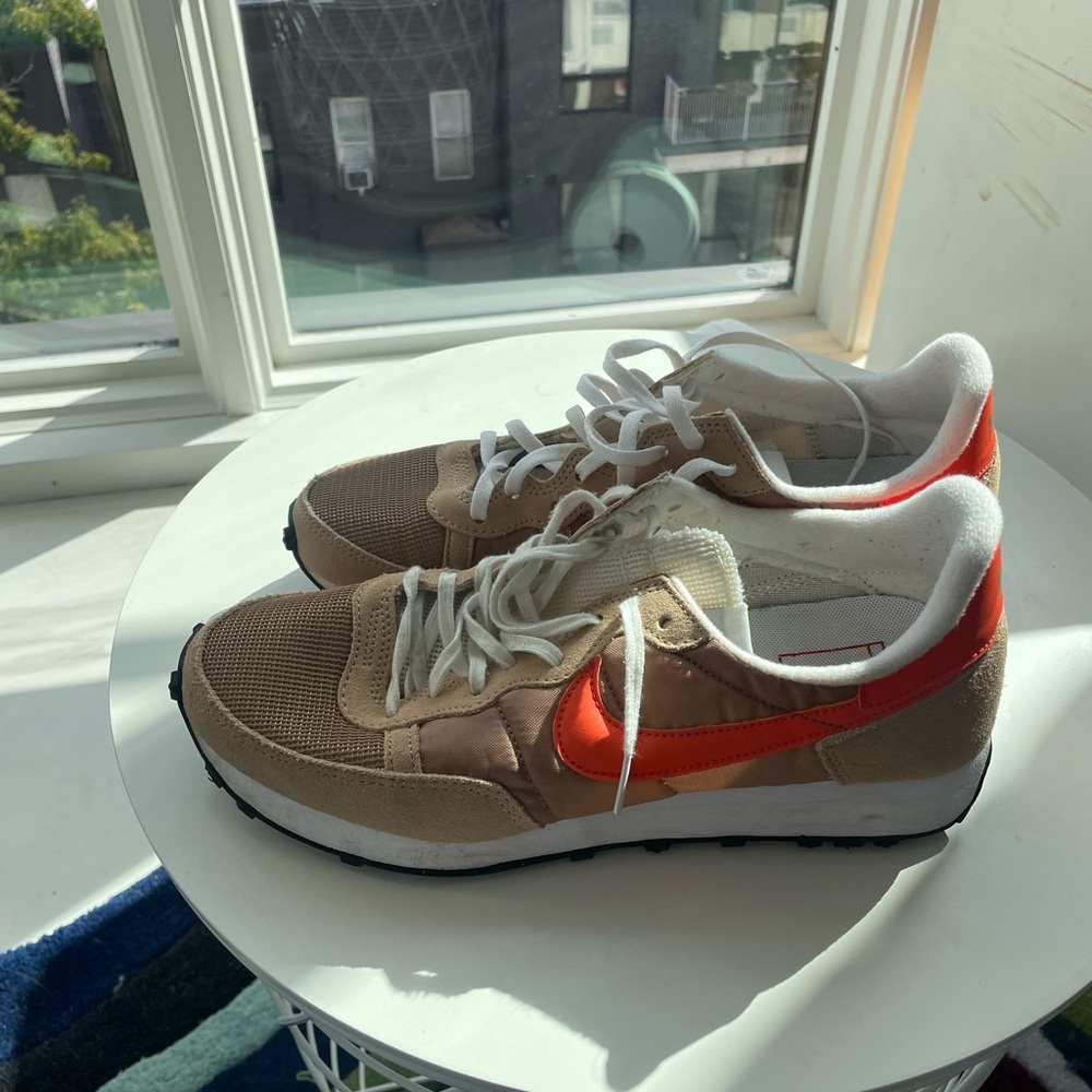 Nike Challenger Sz 8.5 Retro Tan/Orange